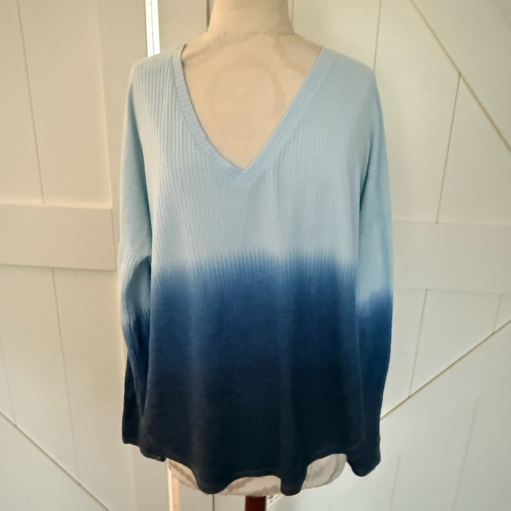 Light Blue to Navy Ombre V-Neck waffle shirt